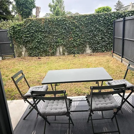 Cosy Terrasse Avec Acces Piscine La Teste-de-Buch